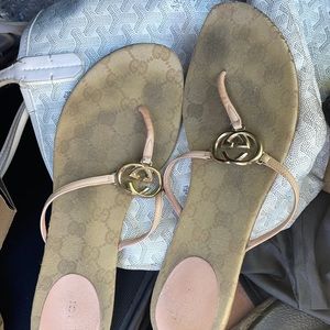 Gucci thong sandal